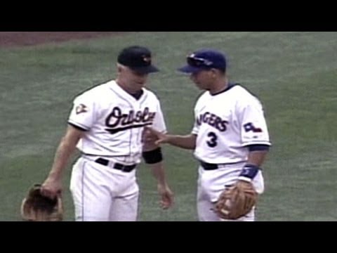 2001 ASG: Ripken moves to short